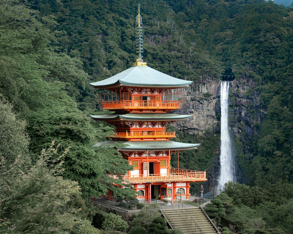 Nachi Falls