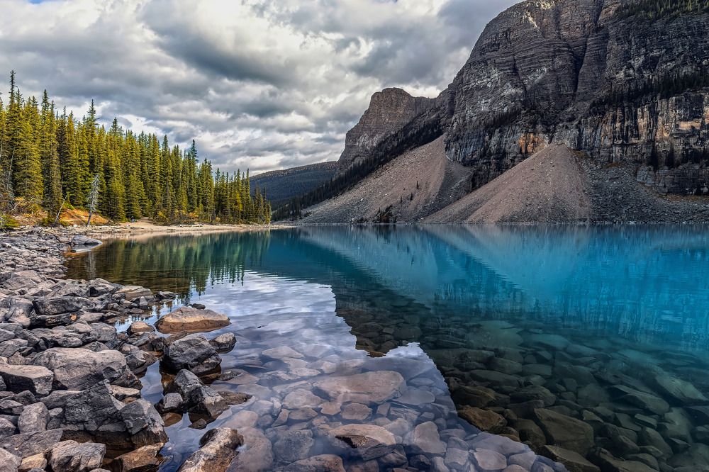 Moraine Lake 1 3857