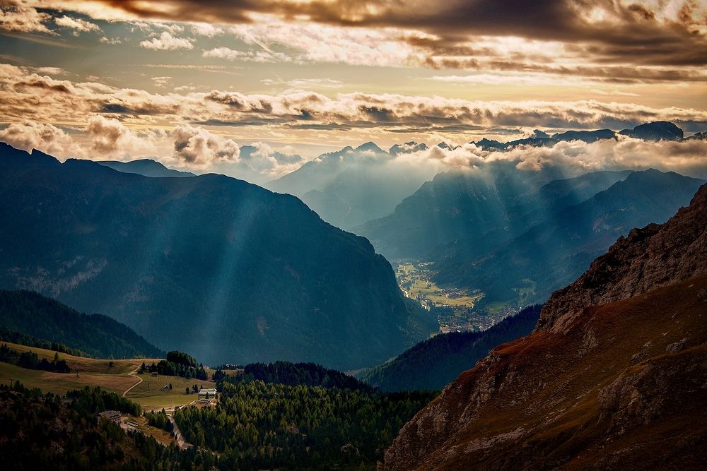 Photograph by Milan Uhrin