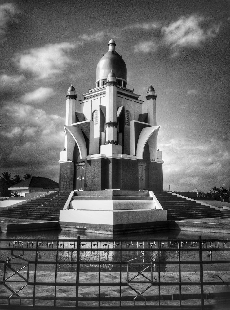 Photograph by Rizal Aditiawarman