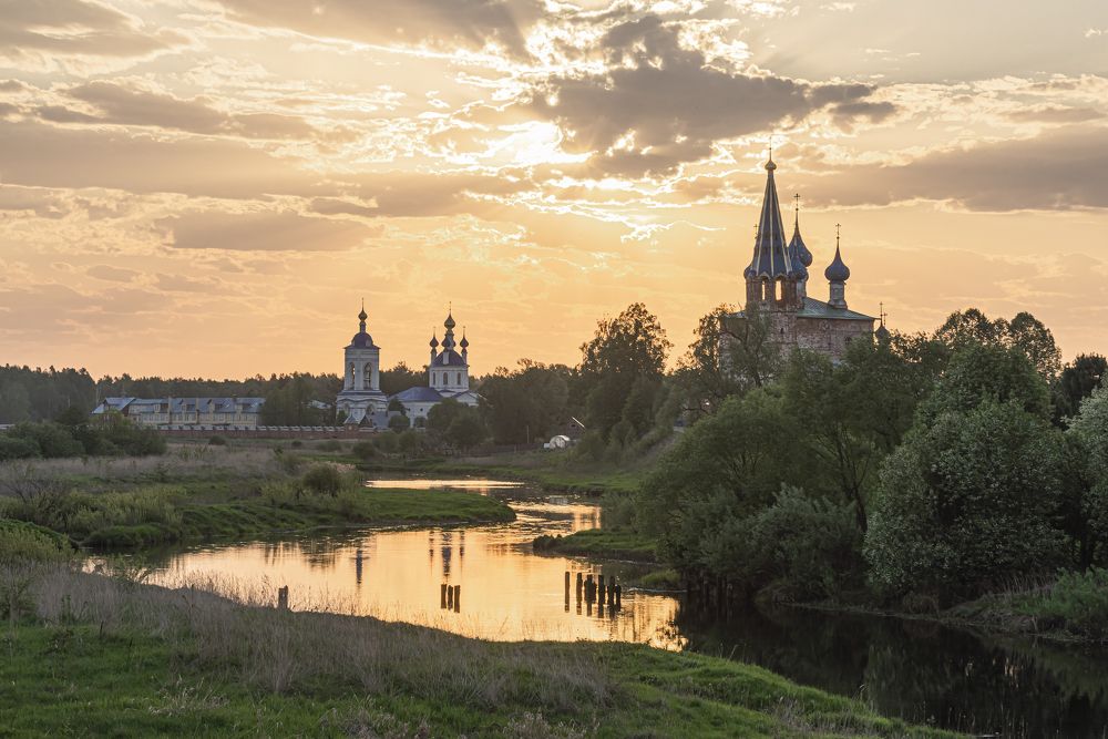 Раннее утро.