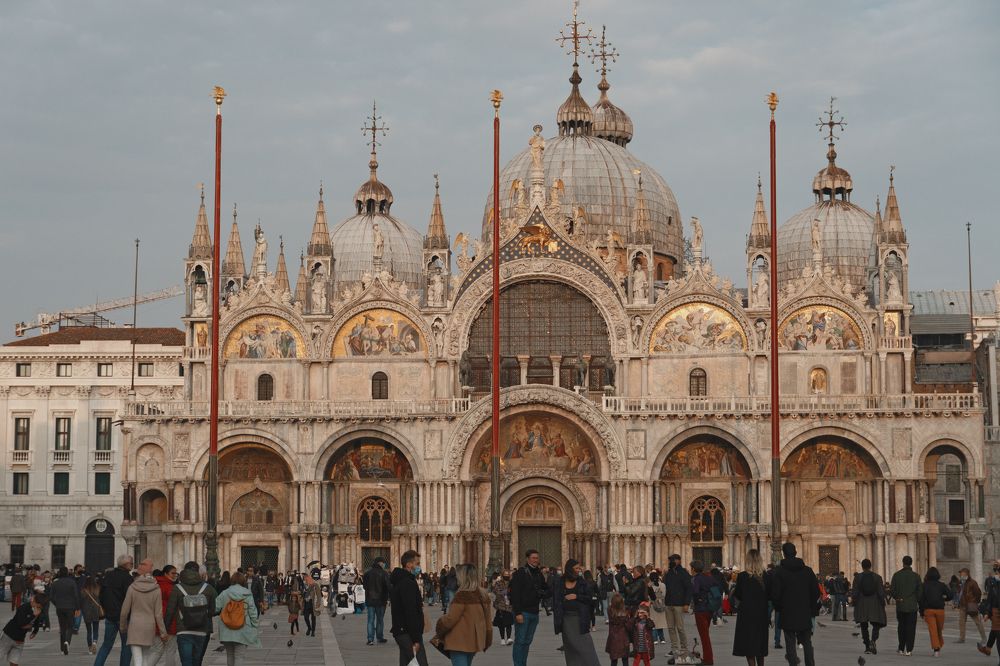 Photograph by Olesya Asbury