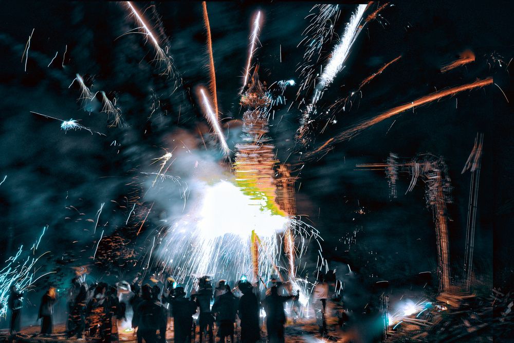 Photograph by Paing Xis