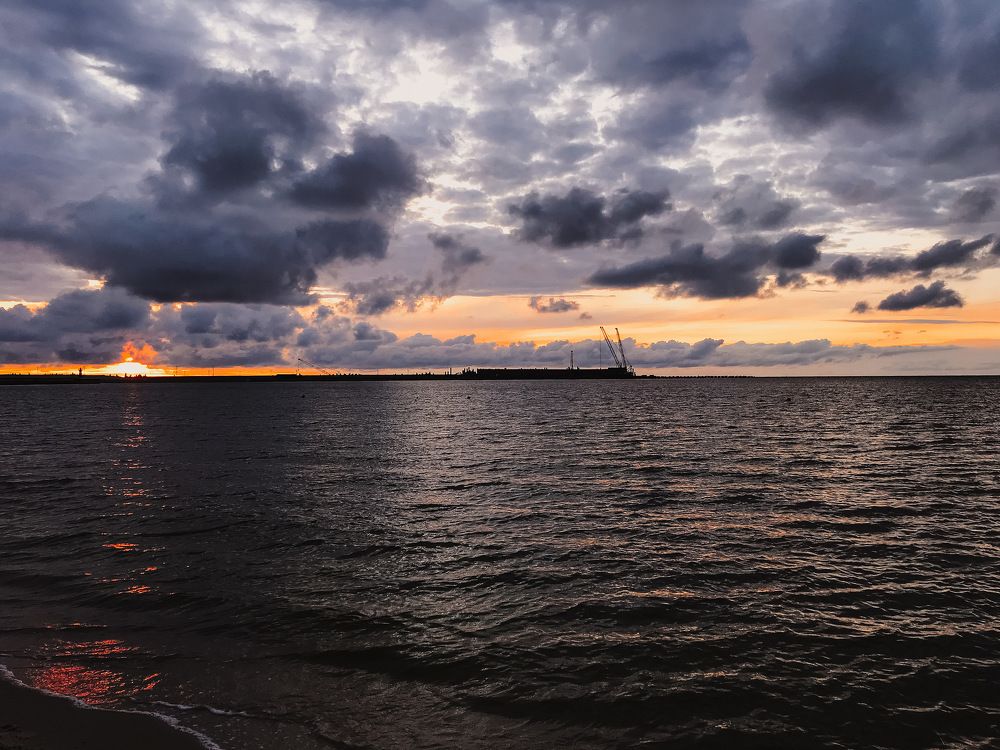 Вечерний порт