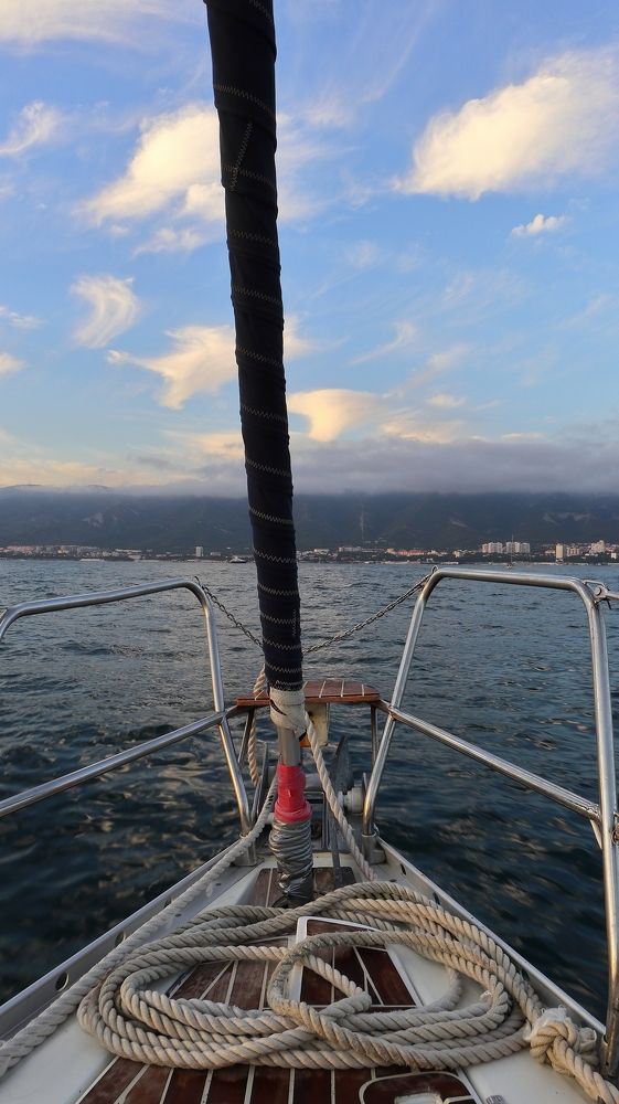 Яхта, море, Облака