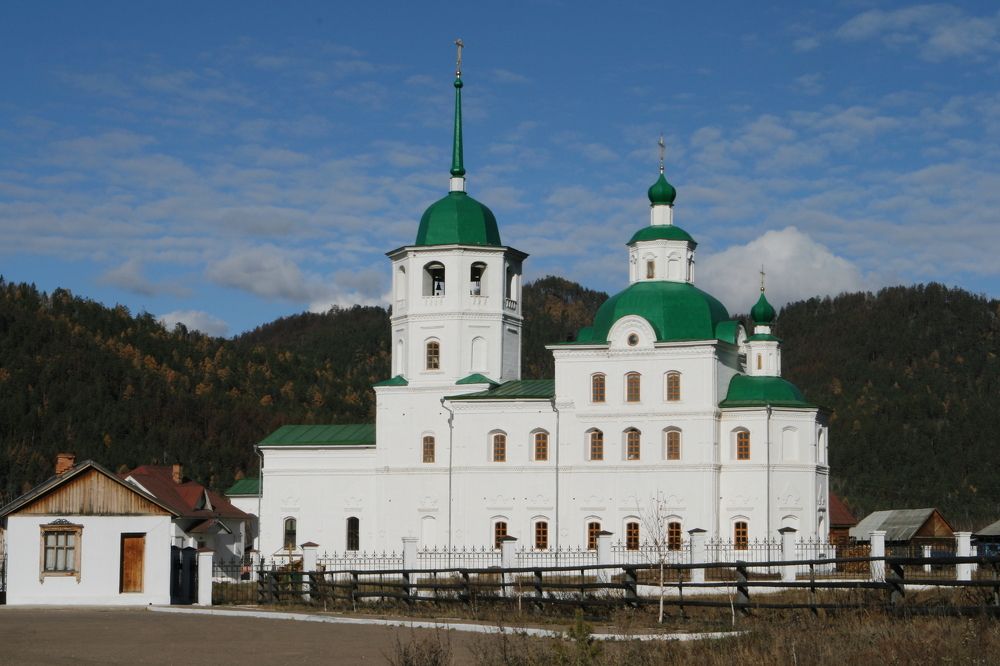 Сельская церквушка