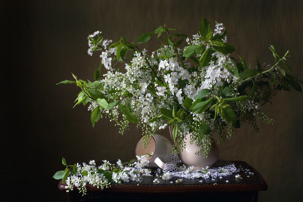 С черёмухой...