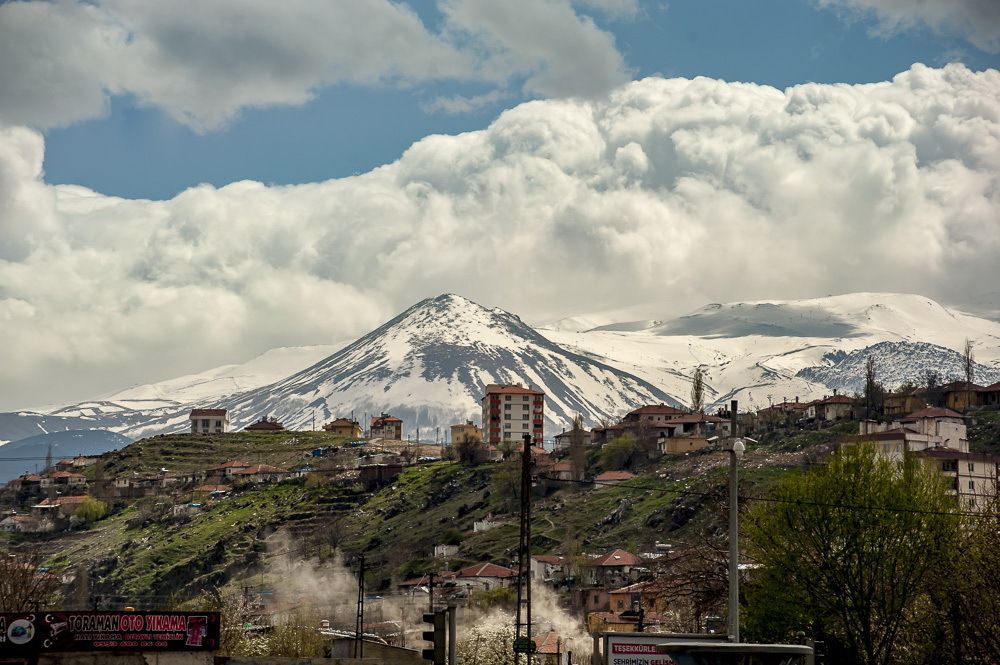 Photograph by DAMOUN POURNEMATI