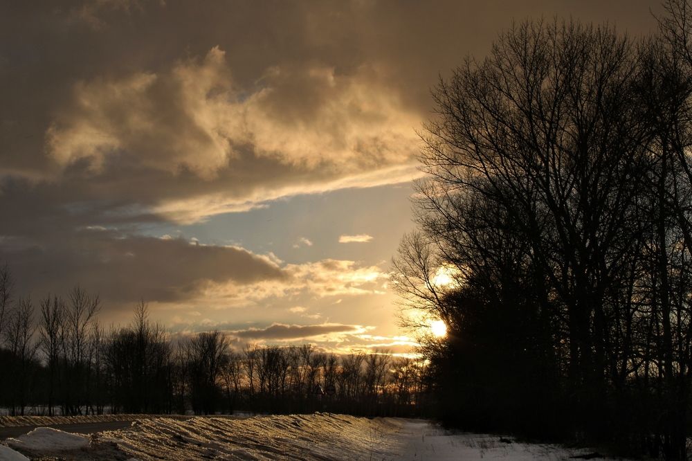 Золотой час в облаках