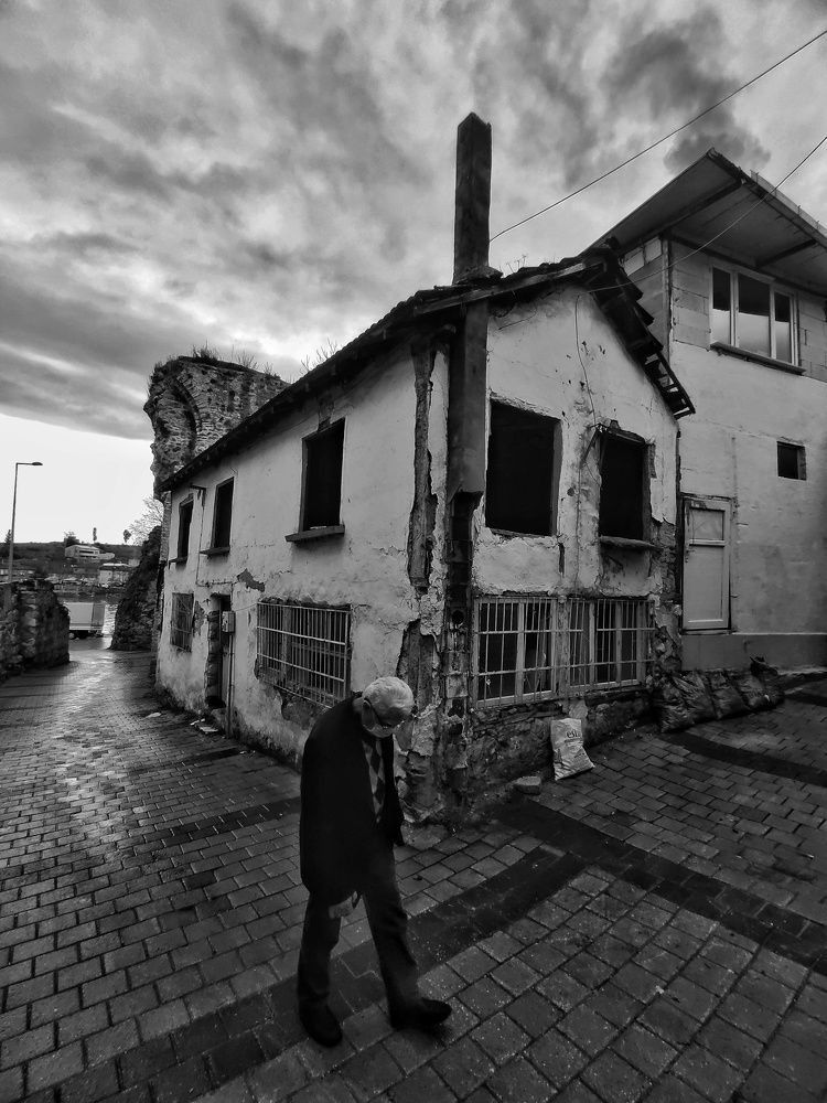 Photograph by Ali Kamil Seren