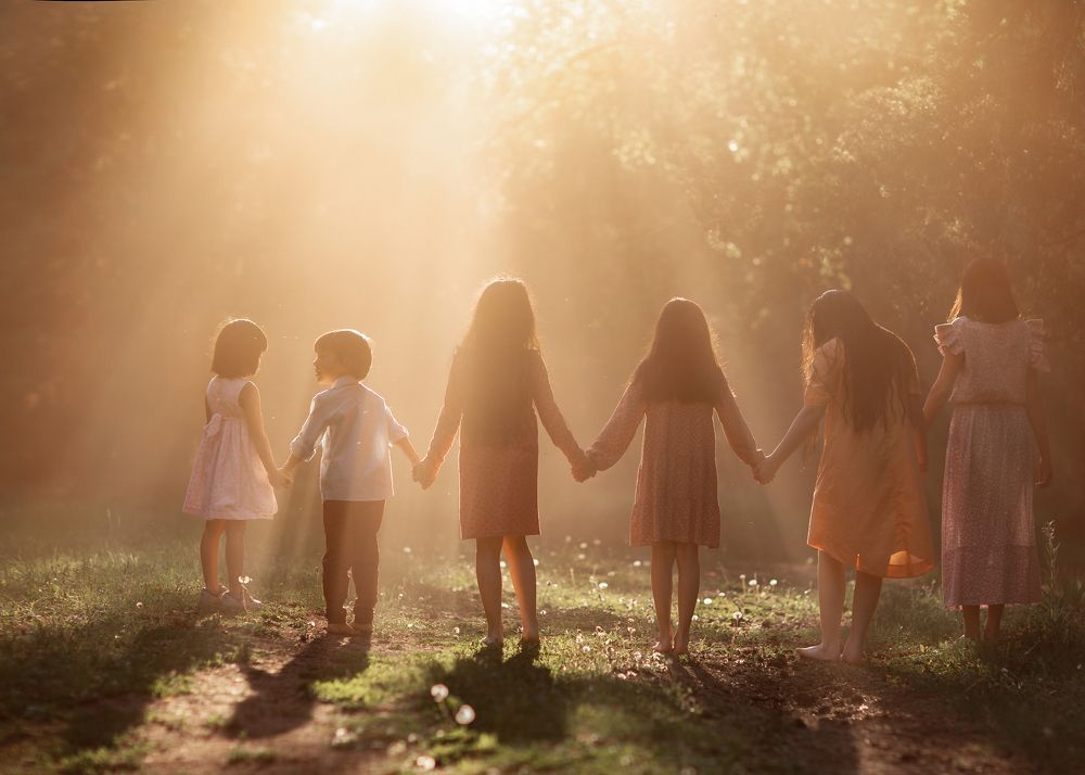 Среди сестер