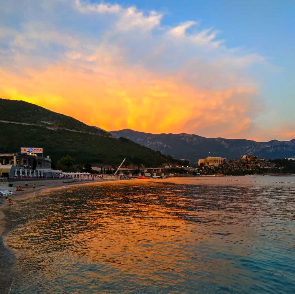 Взрыв эйфории.