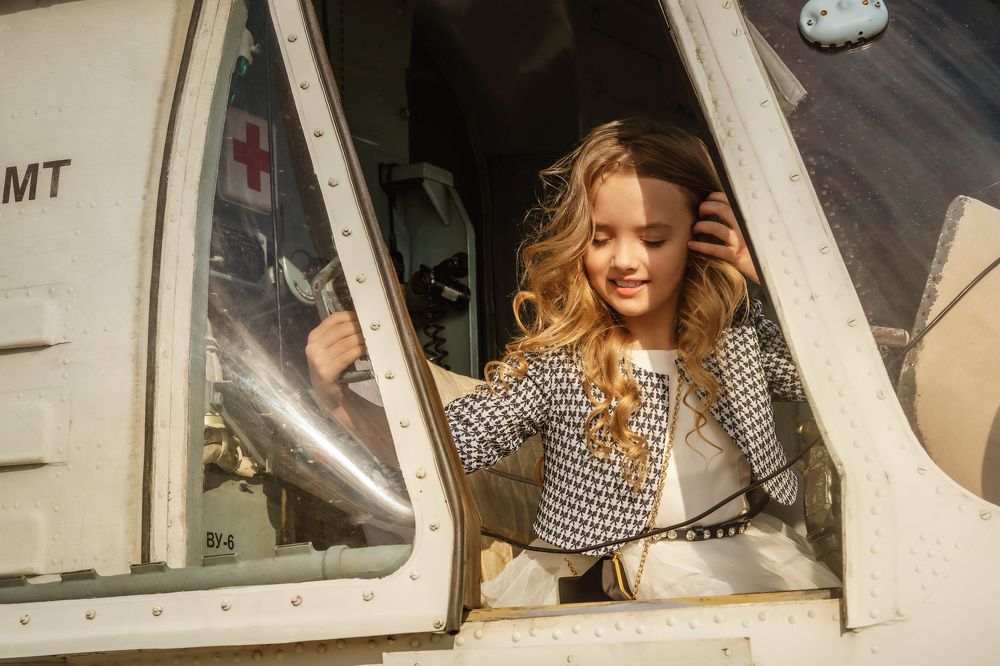 Небо, девочка, вертолет