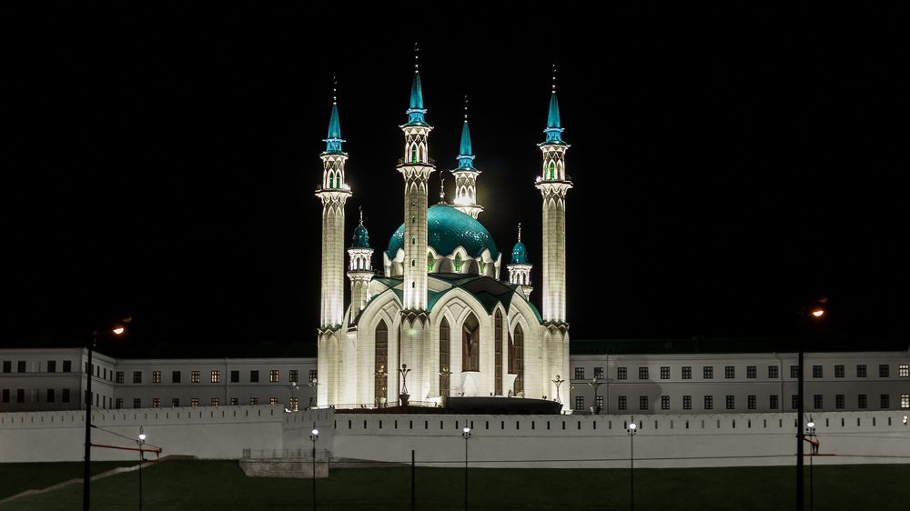 Photograph by Valentin Okulov