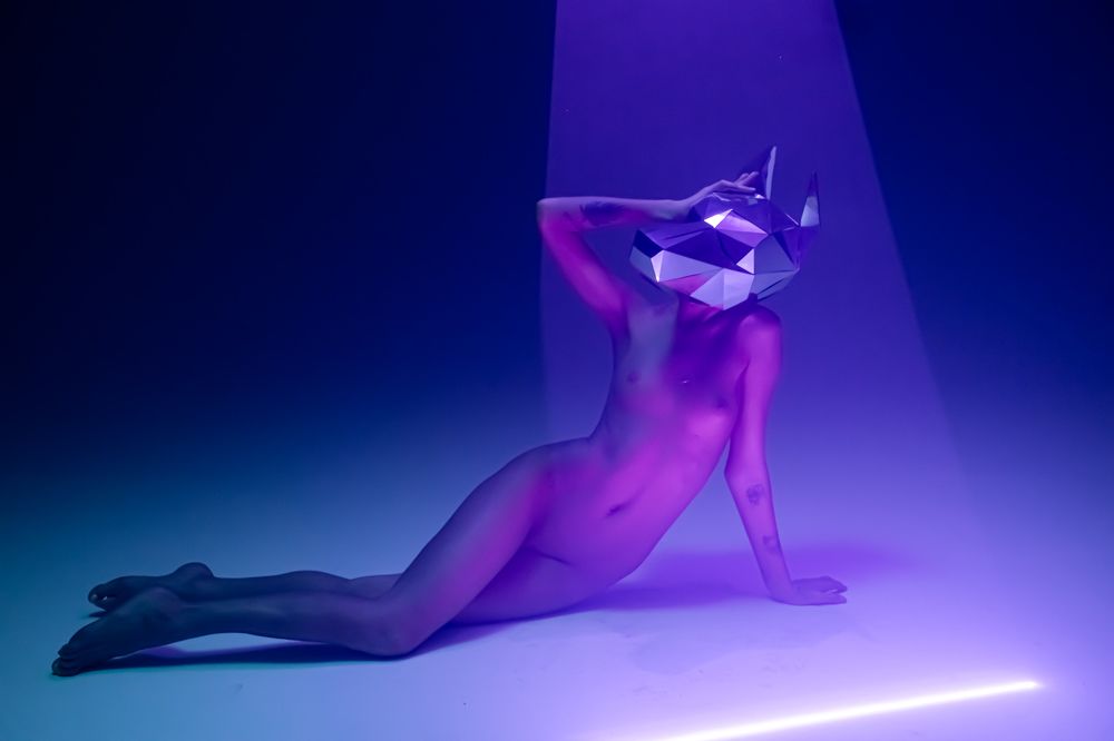 В лучах софитов