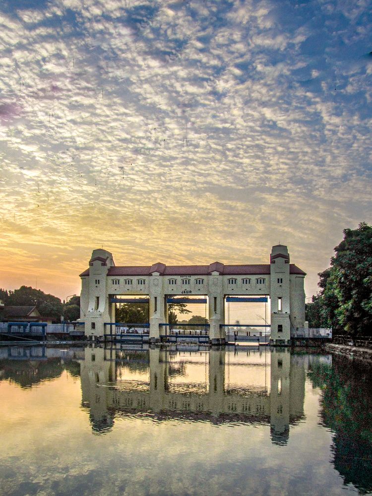 Photograph by Albert Maramis