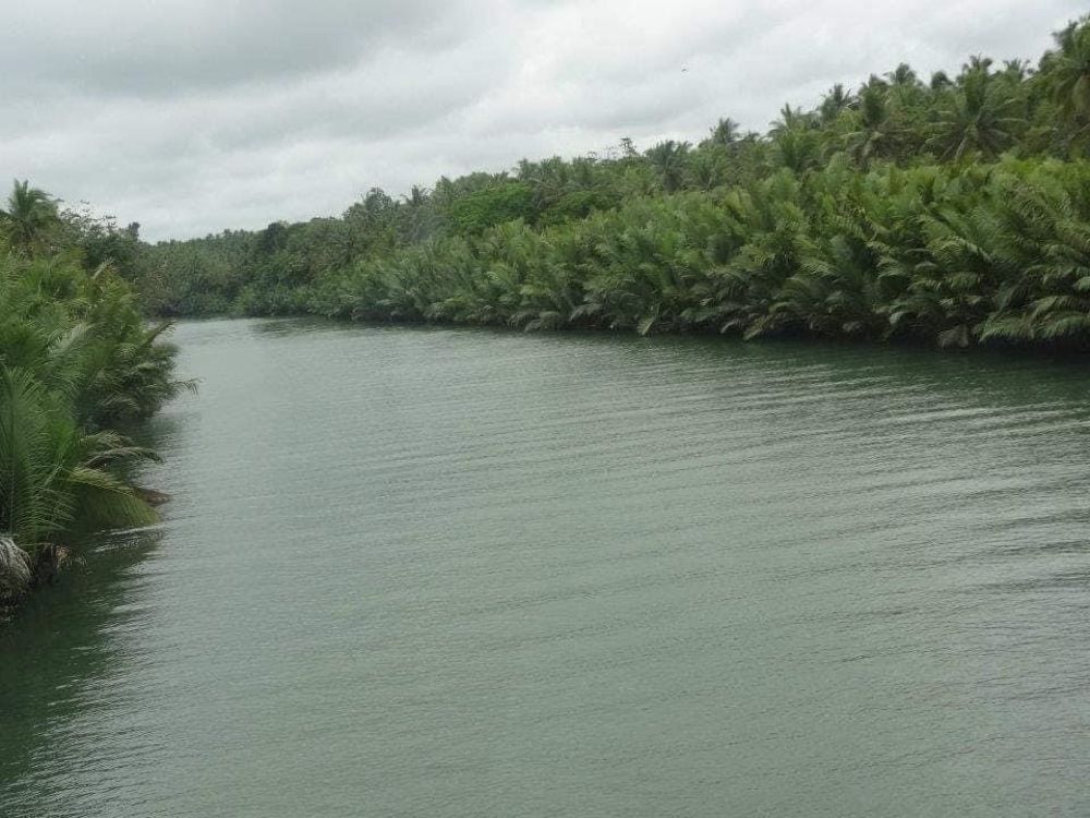 Photograph by Glosito Pabayo