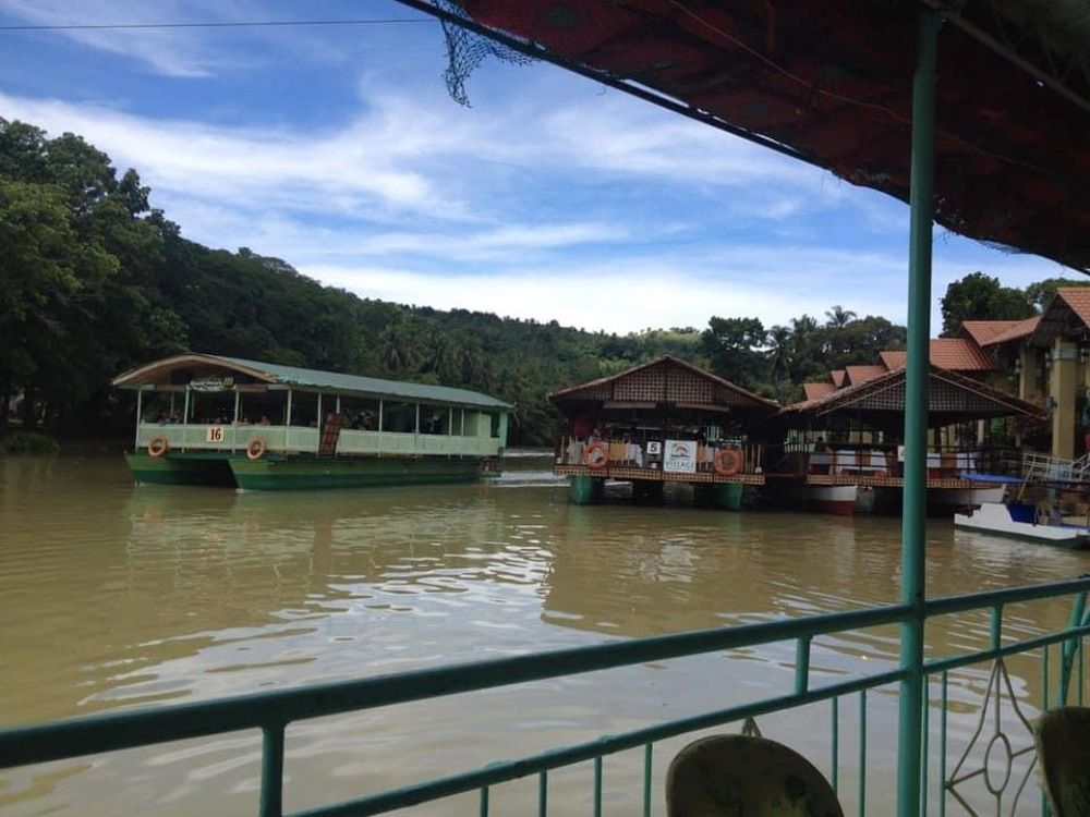 Photograph by Glosito Pabayo