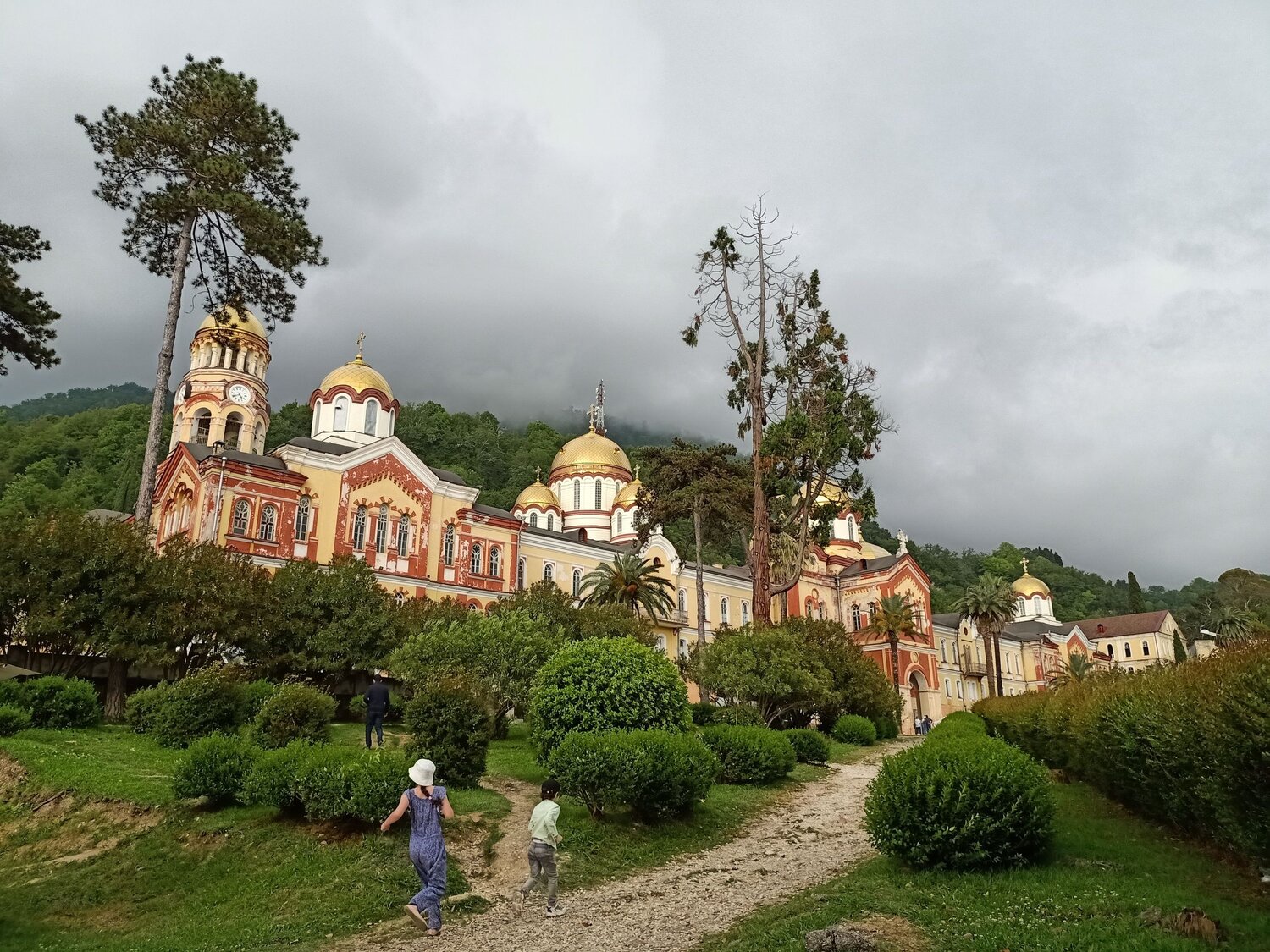 Дорога в монастырь