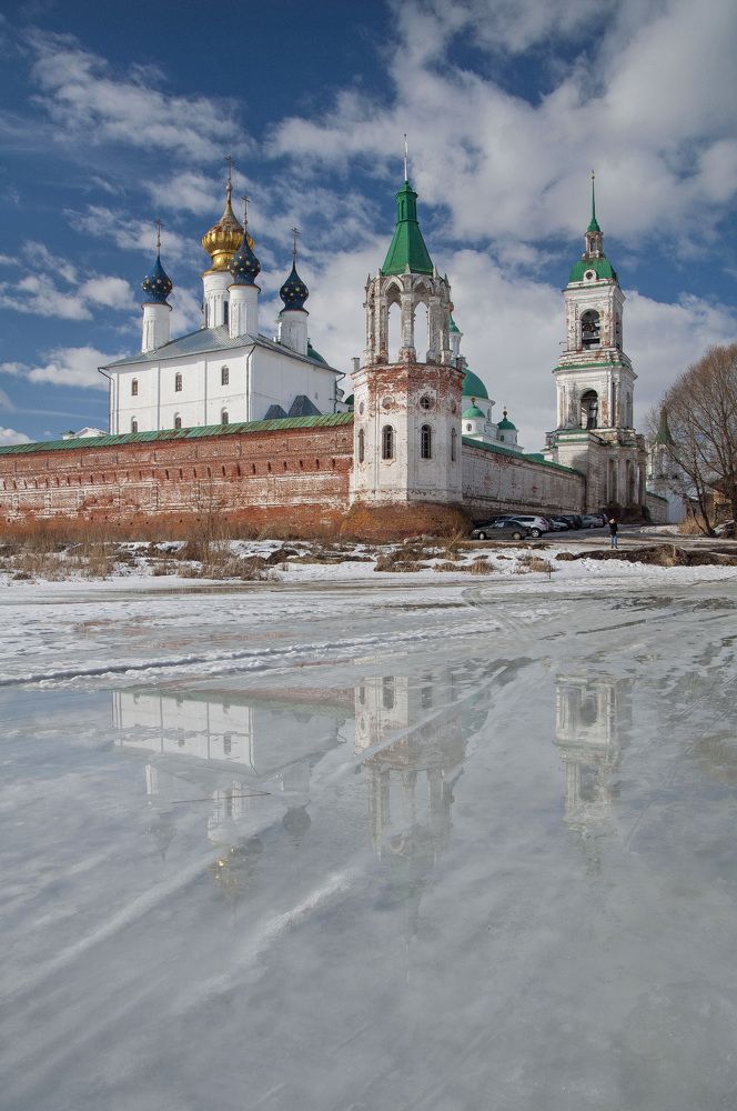 Rostov Velikiy, Spaso-Yakovlev mpnastery.