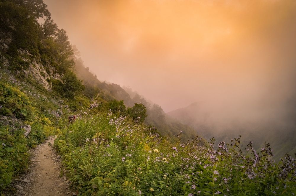 Кавказские Горы