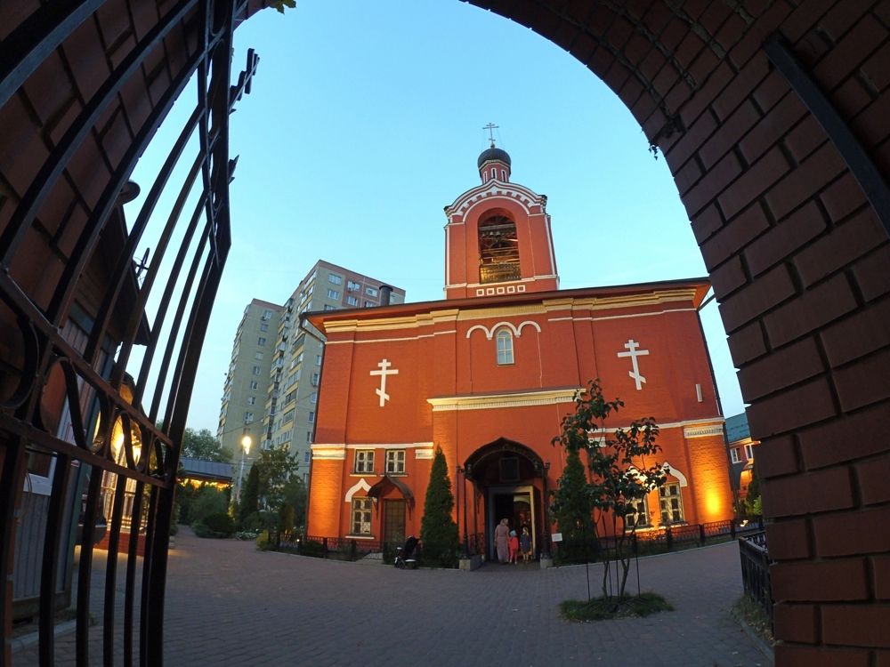 Успенский храм