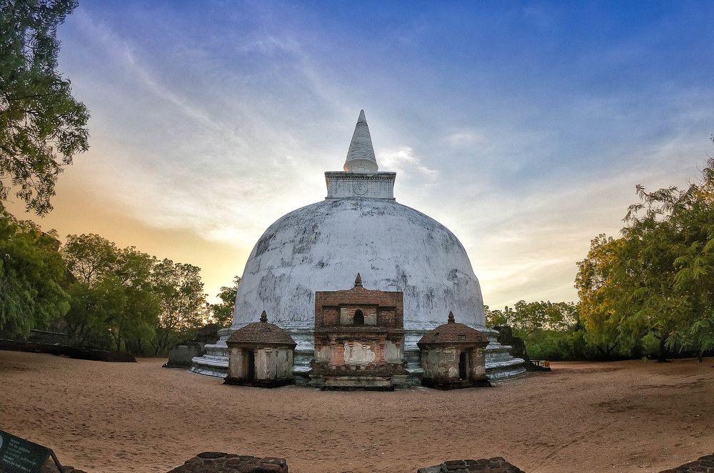 Photograph by Chathurange Weerasinghe