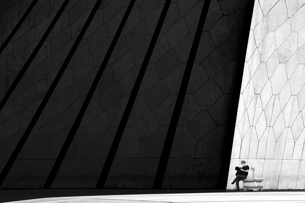 Photograph by Mohammad Dadsetan