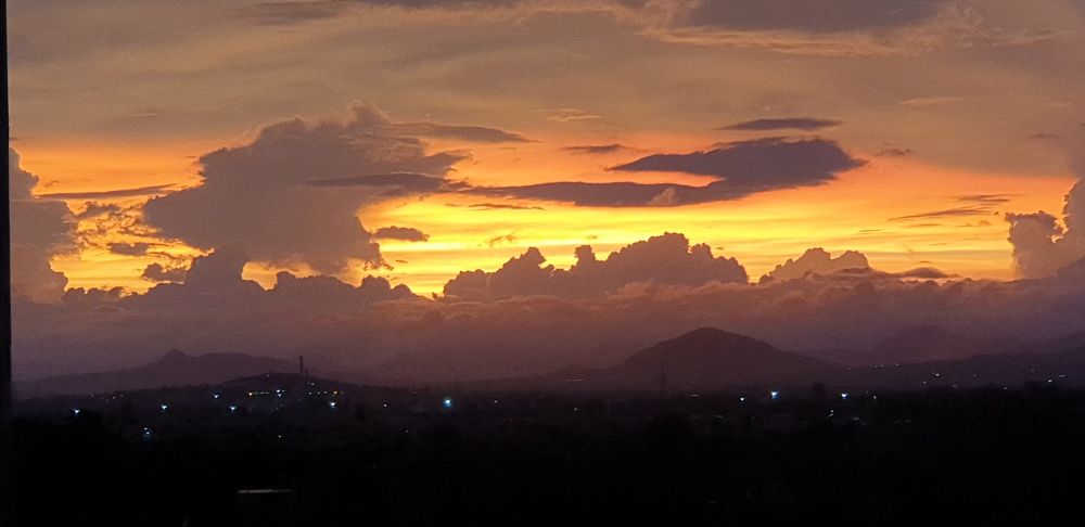 Night Mobile photography... Clouds