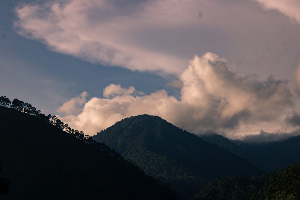 touching to the mountain