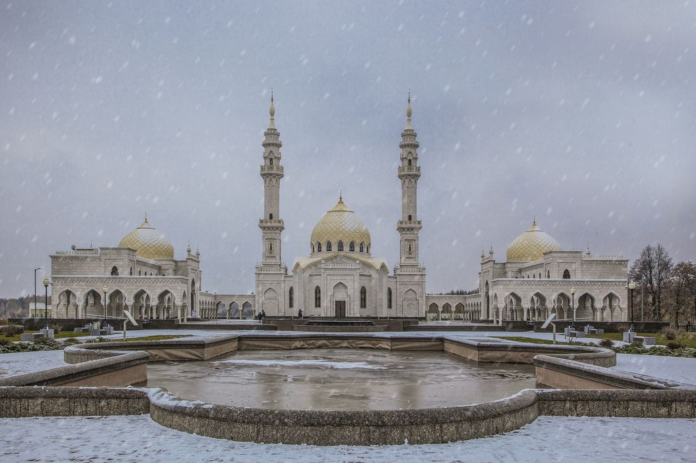 Белая мечеть. Белая мечеть.