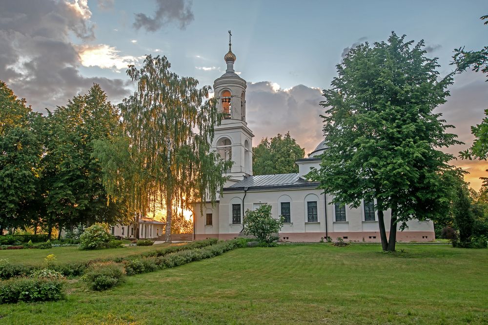 Церковь Похвалы Святой Богородицы в Ратмино, г.Дубна.
