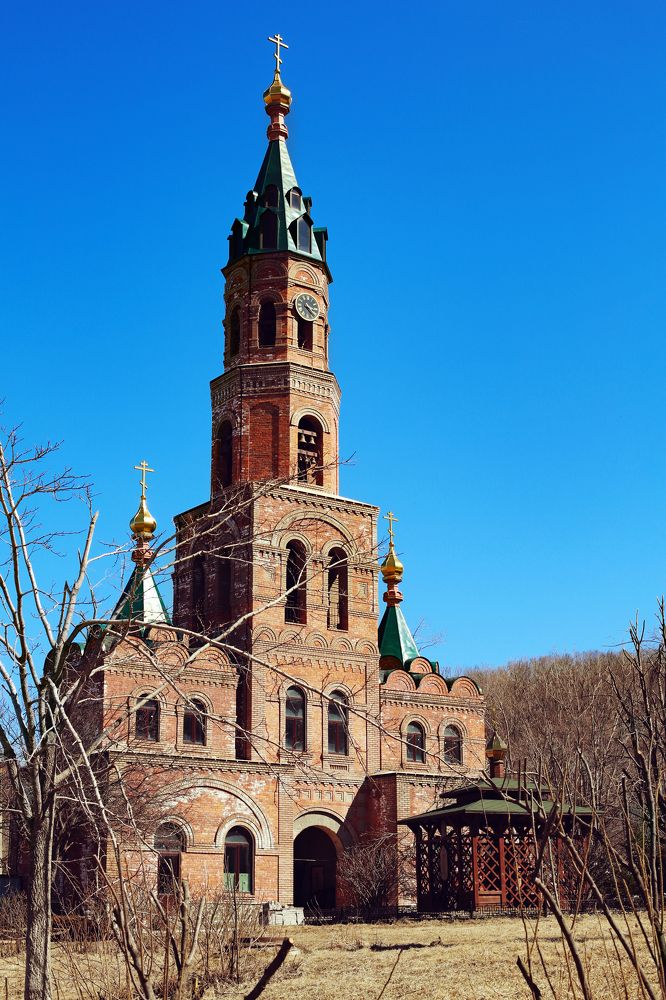 Свято-Серафимовский монастырь (остров Русский)