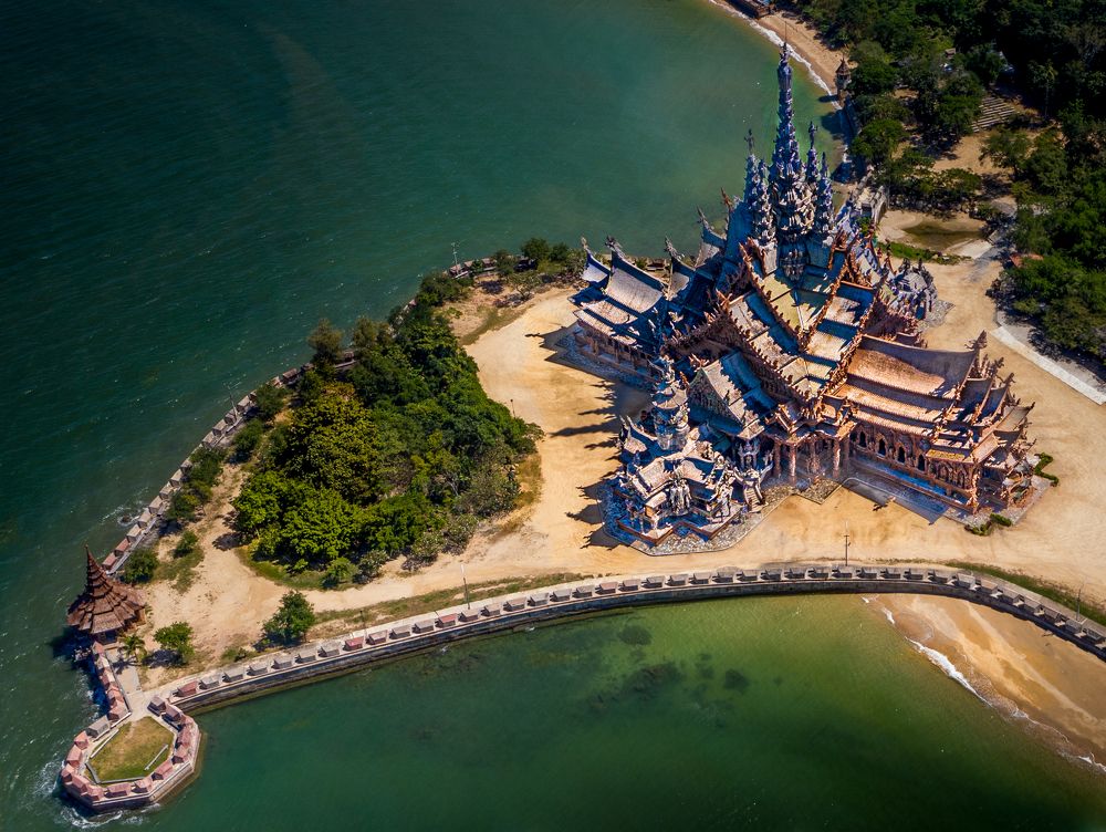 Photograph by Dem Kerrigan