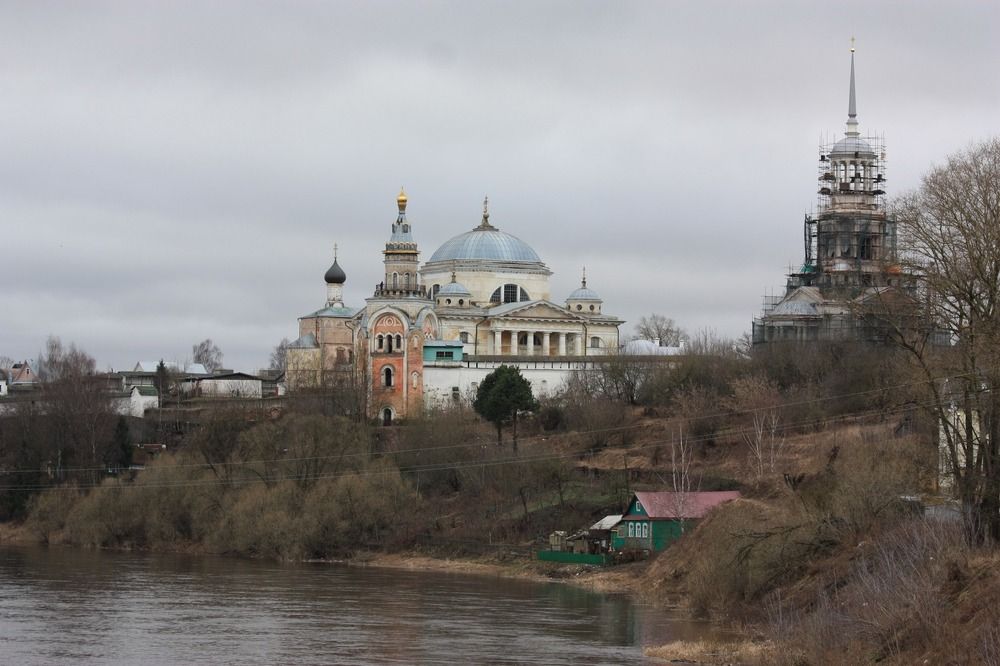 г.Торжок. Новото́ржский Борисогле́бский монасты́рь.