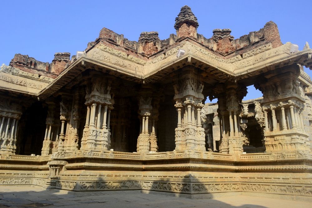 Фотография автора DEBASISH NAG