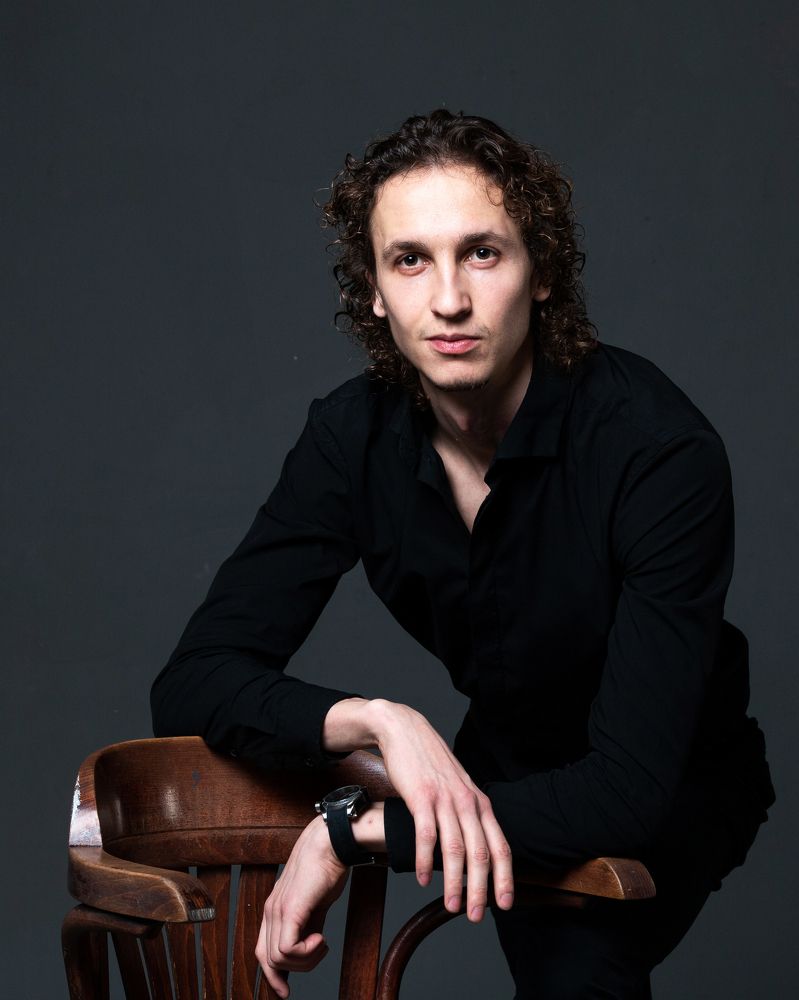 Фотография автора Владимир Устинов