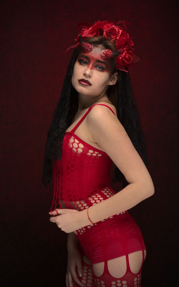 Devlish woman, workshop from february 2021