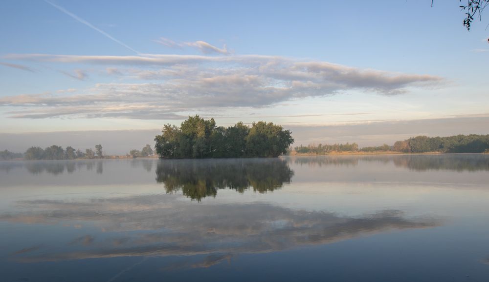 Утро на Волге