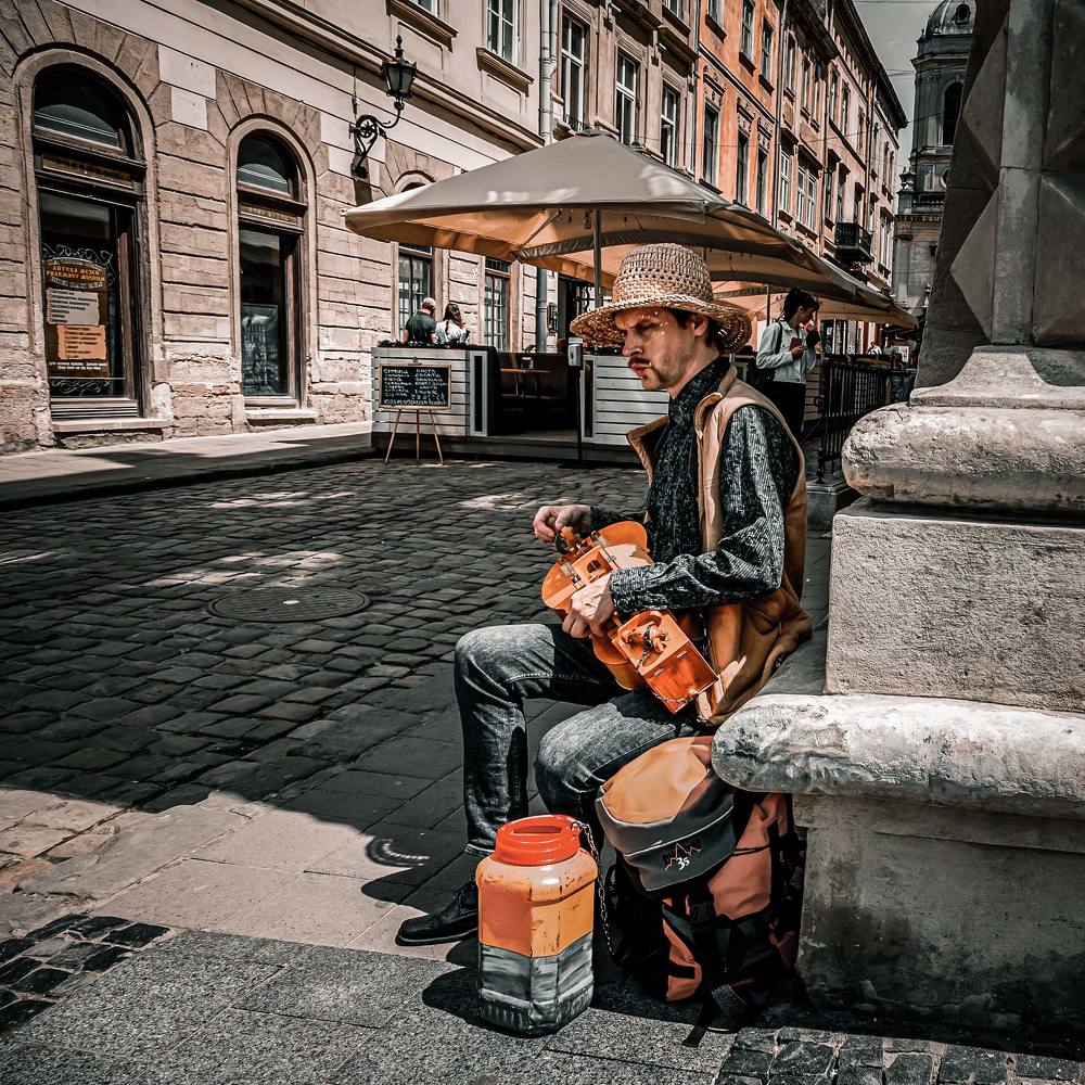 Photograph by Yevheniy Mokin