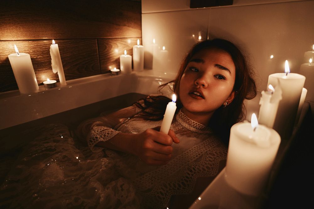 Ванна при свечах
