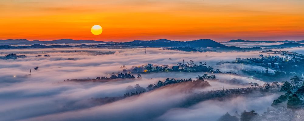 Photograph by Viet Dalat Hoang