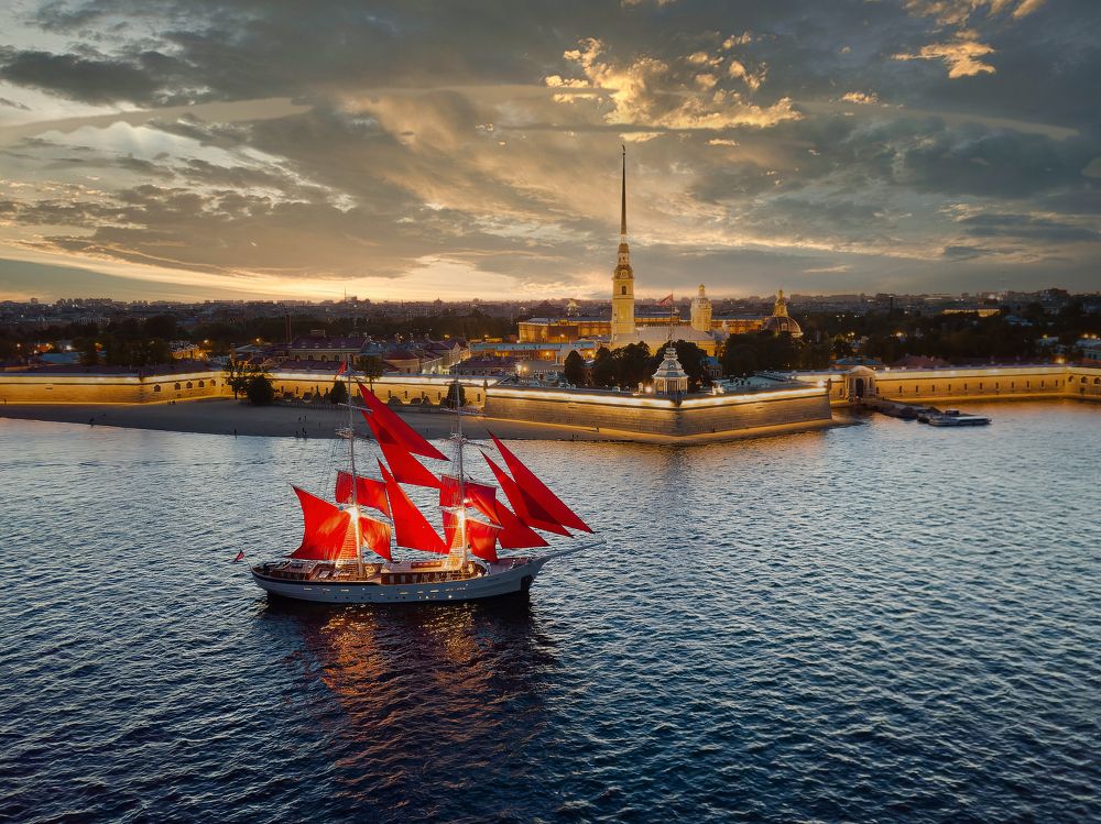 Алые паруса