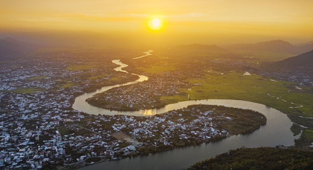 Photograph by Tran Khoa