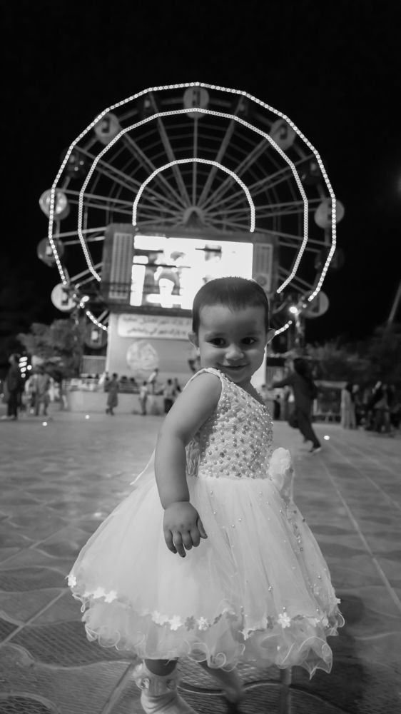 Child pose for Black&White