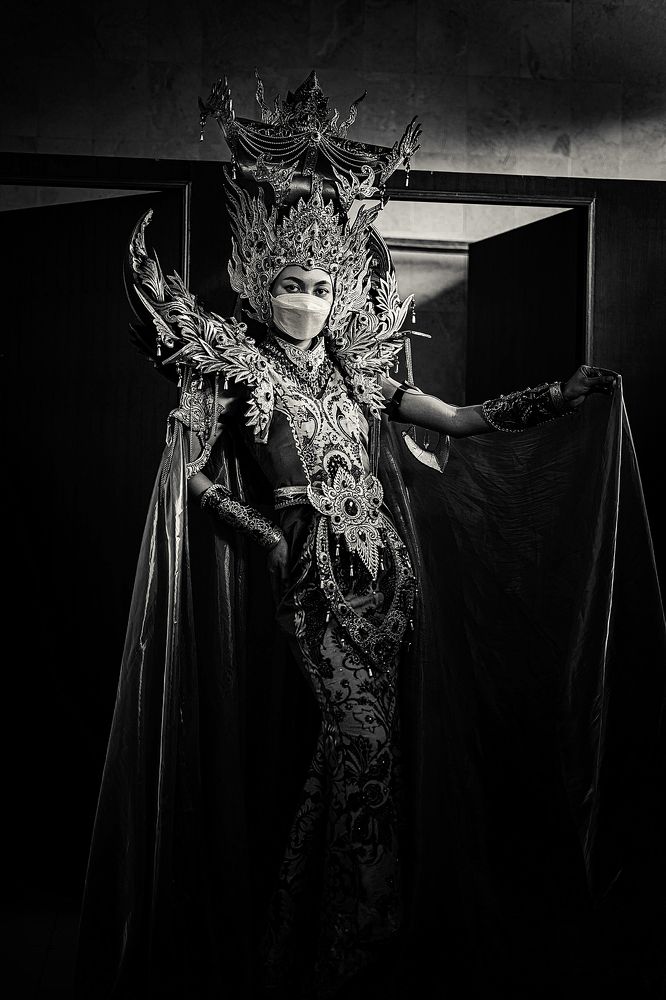 Photograph by Raymond Boleng