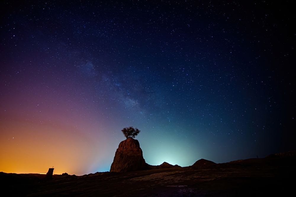 A starry night in a desert .