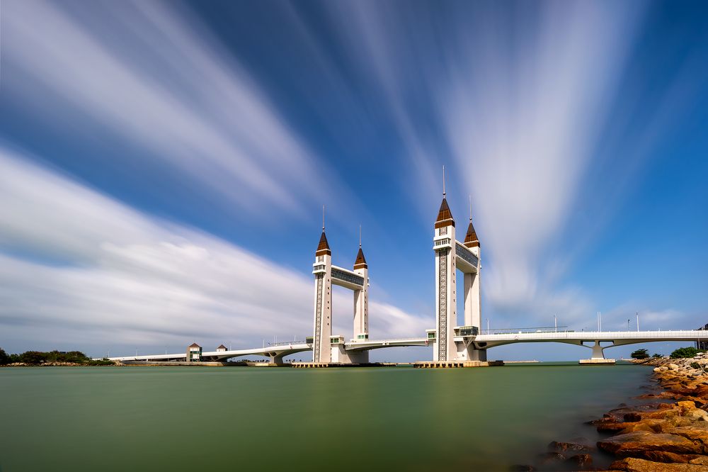 Photograph by muhd isa mamat