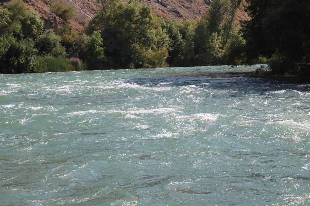 Photograph by Akvan Babak