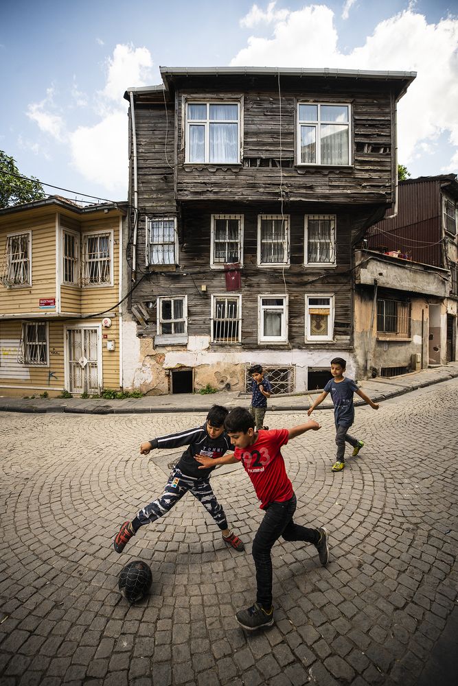 Photograph by Tahsin Gun